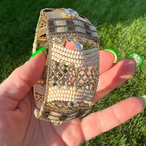 Beautiful metal mixed media bracelet - Picture 9 of 9